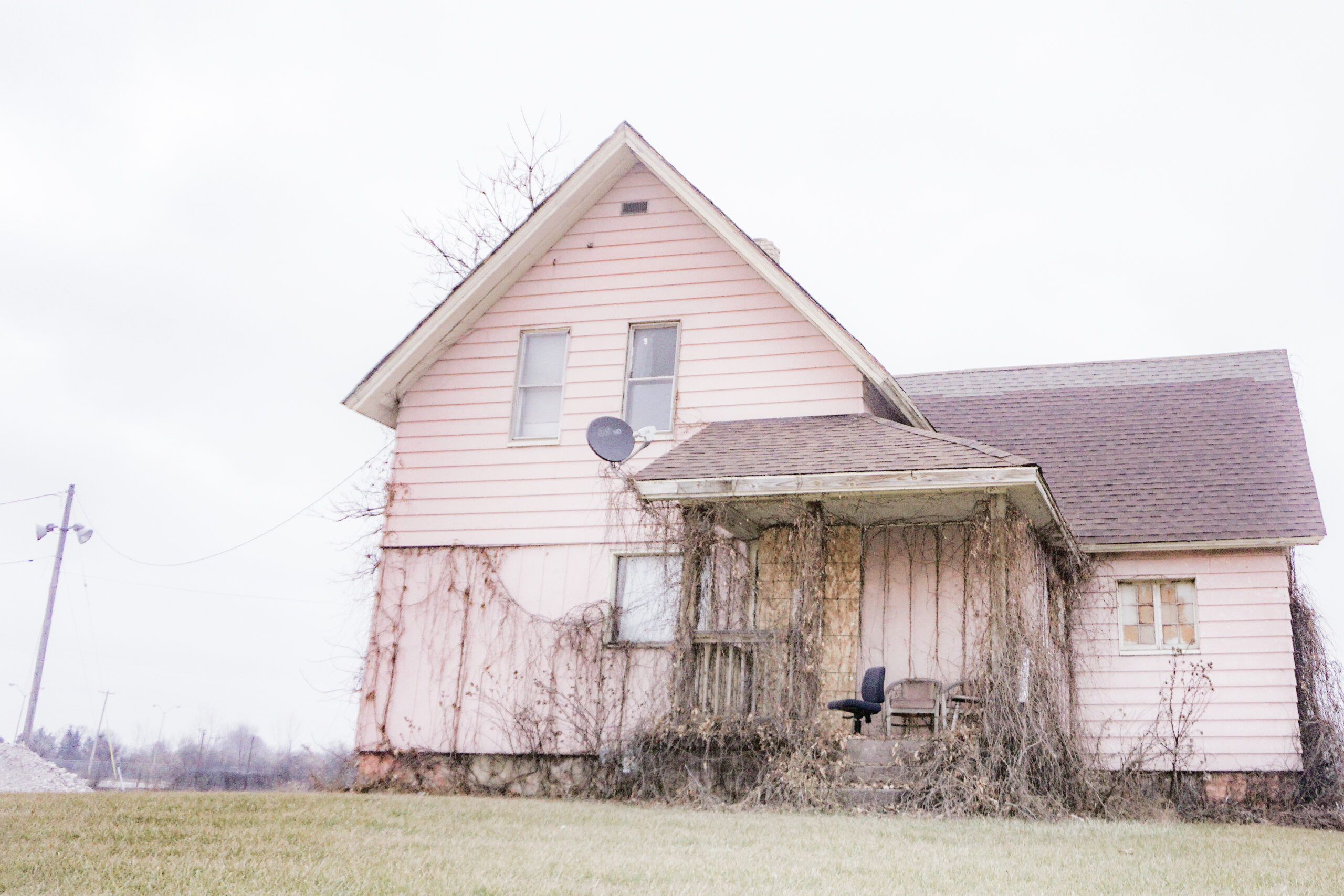 WI ABANDONED PINK-19